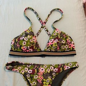 NWOT Aerie floral bikini